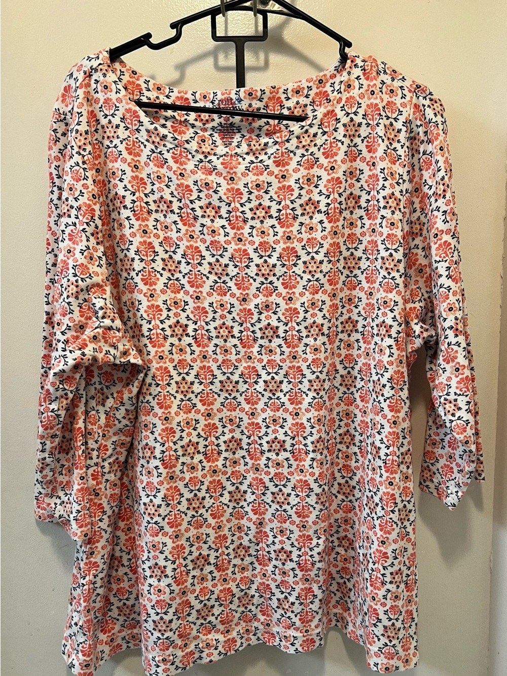croft & barrow Coral and Navy Floral Scoop Neck Blouse